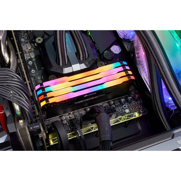 Vengeance RGB Svart 32GB (4x8GB) 3200MHz DDR4